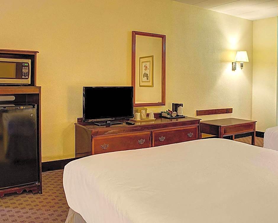 Quality Inn Richmond North