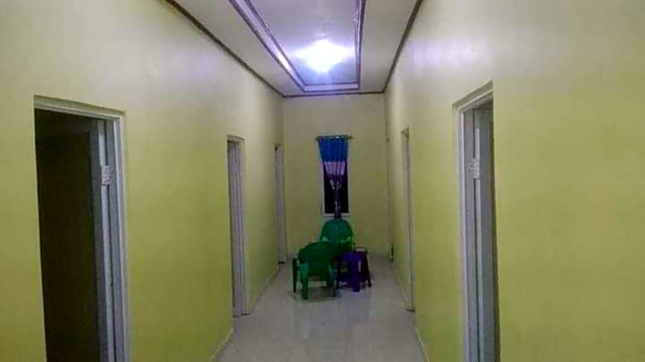 Express O 91371 Wisma Nadira