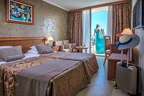 Standard SeaView Double or Twin Room with Balcony