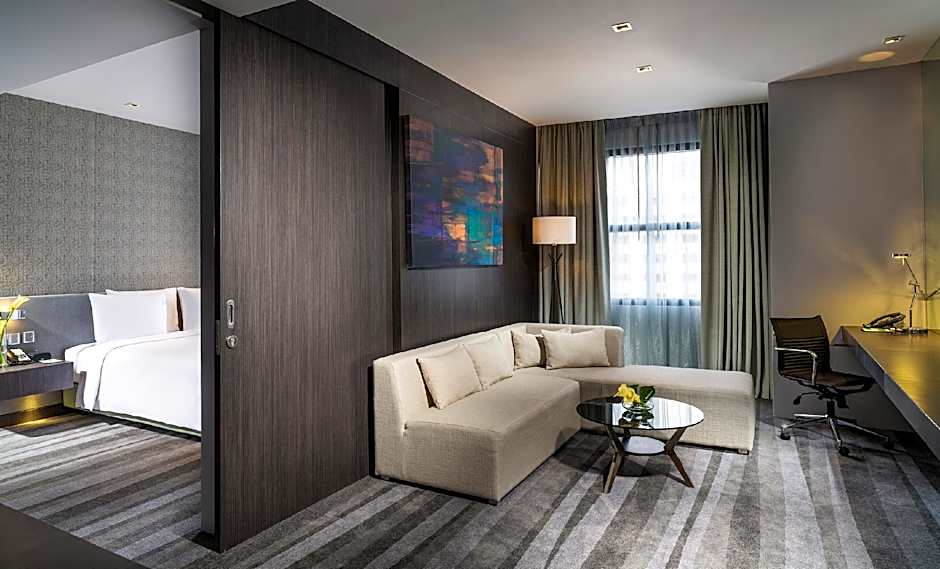 Holiday Inn Bangkok Sukhumvit By IHG