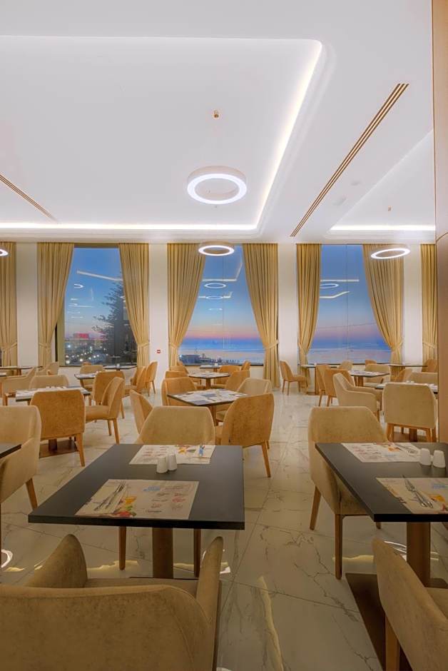 Golden Tulip Vivaldi Hotel