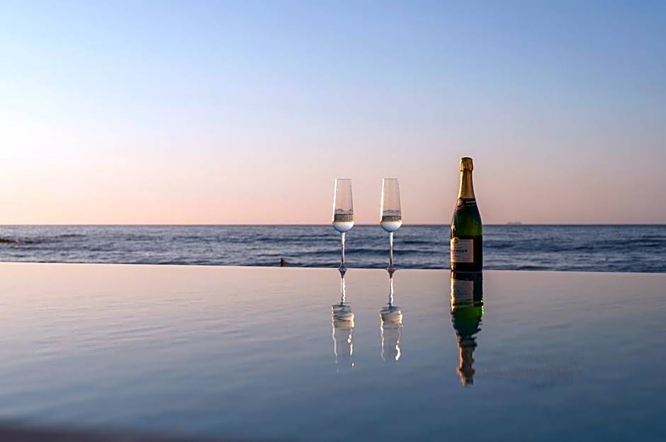Marika Beach Hotel