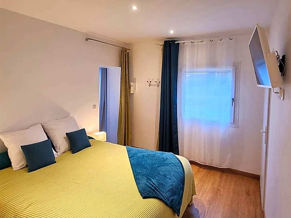 La Salvetat - Studios de vacances - Les Tables Aux Vaches