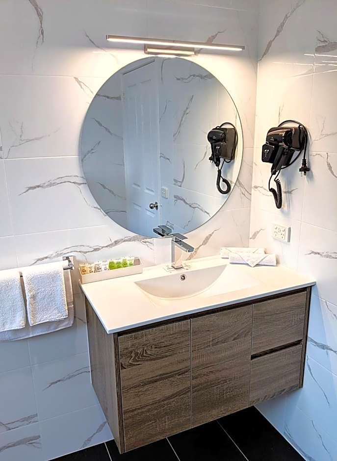 Seaview Motel & Apartments