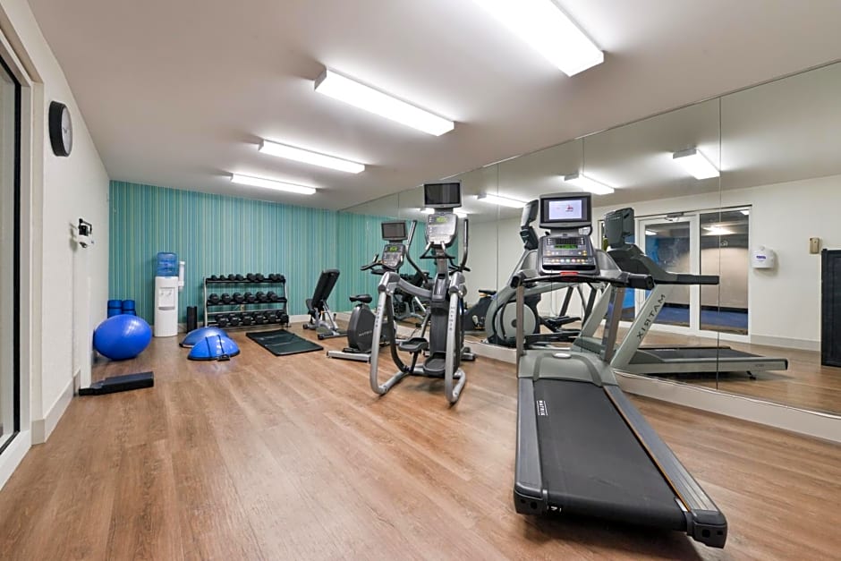 Holiday Inn Express Mystic By IHG
