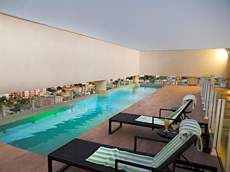 Dubai Suites