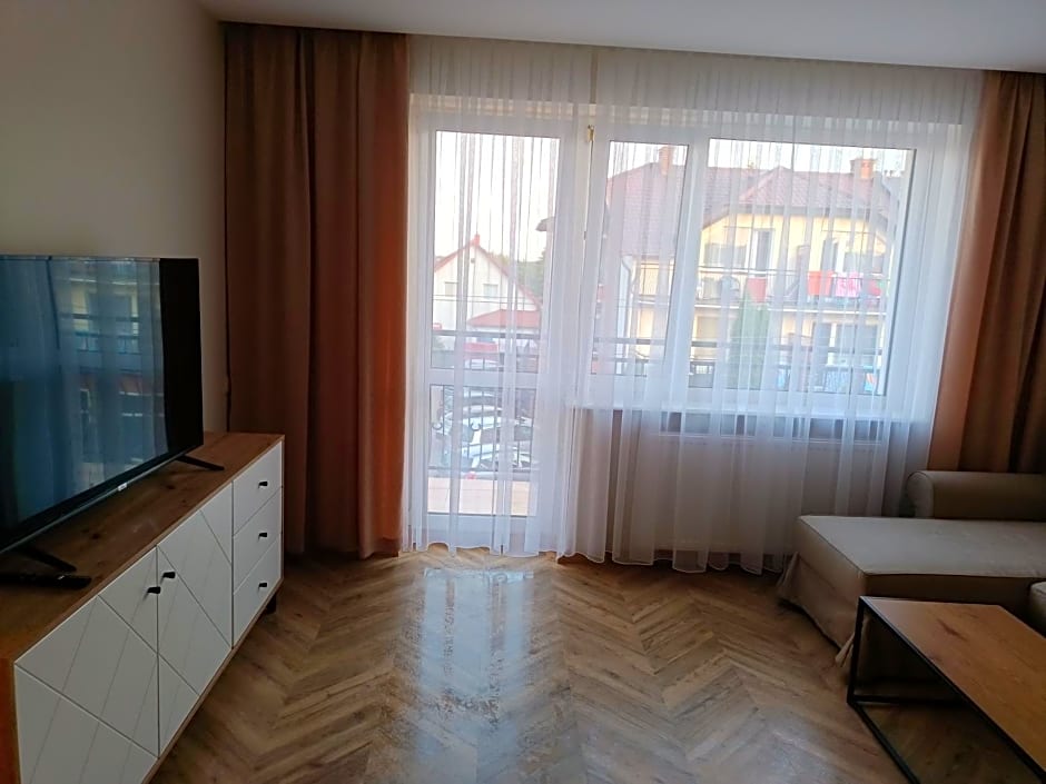 Pokoje Gościnne u MARCINA- sala zabaw, basen, melex, rowery, grill, mini dmuchaniec