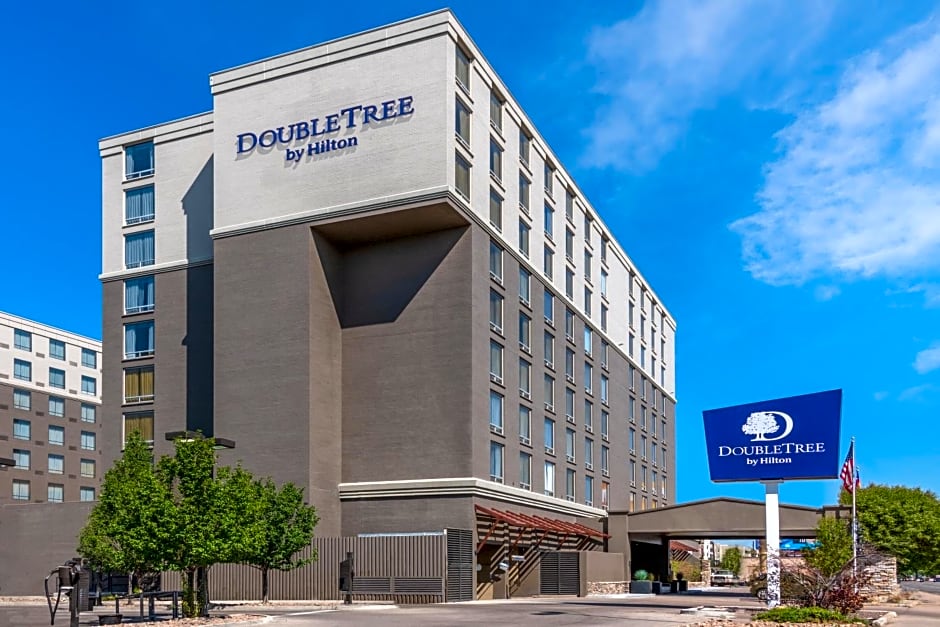DoubleTree by Hilton Denver Cherry Creek, CO