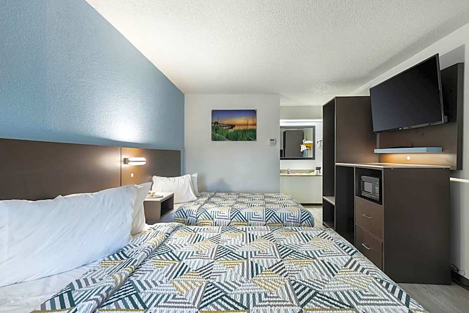 Studio 6 Suites Jacksonville, NC – Camp LeJeune