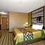 Super 8 by Wyndham Goshen