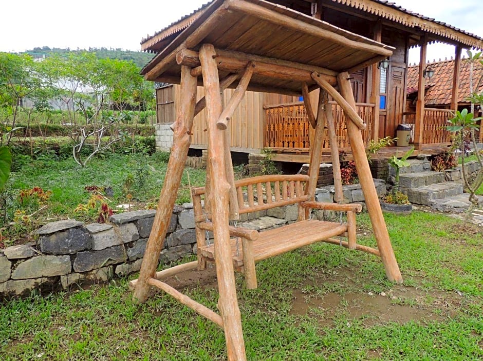 Singgasana Villa & Resto 