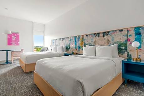 Deluxe Queen Room with Two Queen Beds