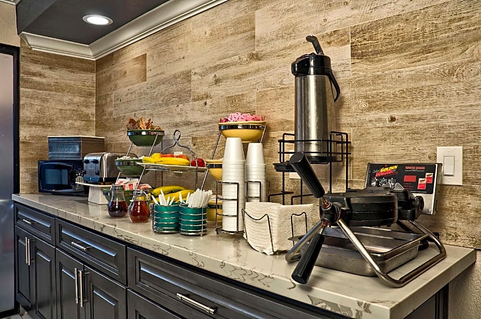 Quality Inn & Suites South San Jose / Morgan Hill