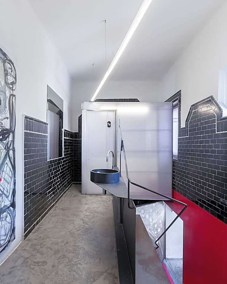 Box Art Hotel - La Torre