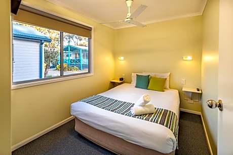 Waterfront Villa - No pets allowed