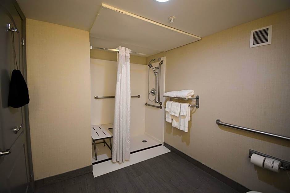 Holiday Inn Hazlet By IHG