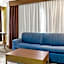 Holiday Inn Express Hotel & Suites Marion By IHG