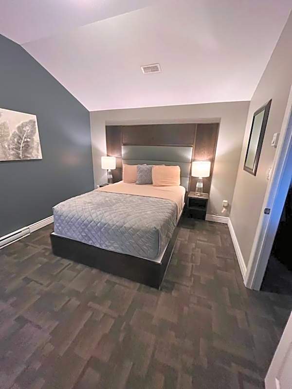 Newfound Inn & Suites