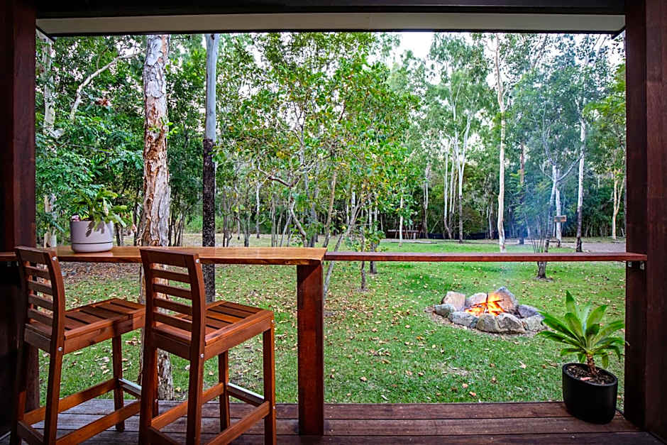 Airlie Beach Eco Cabins - Adults Only