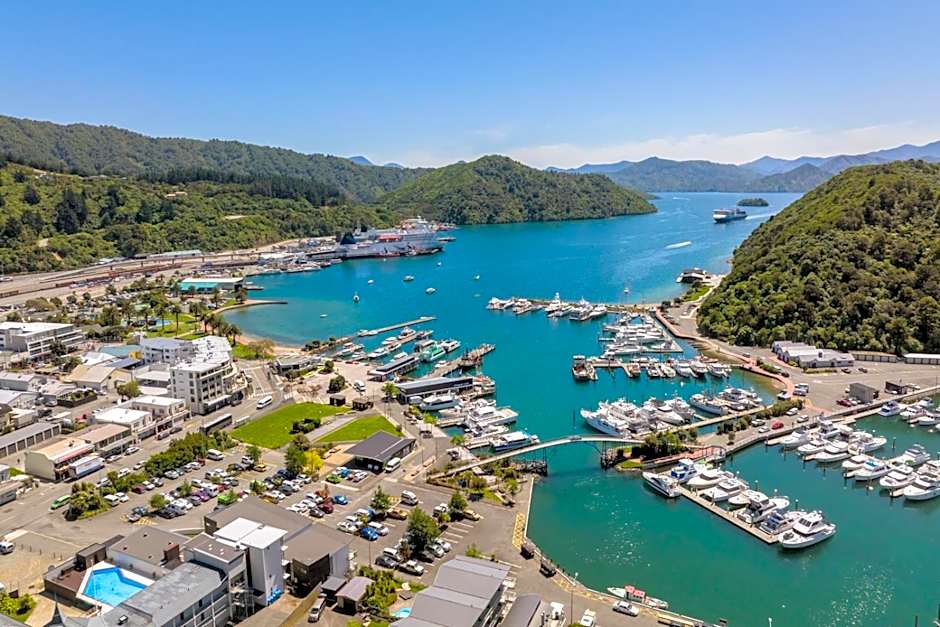 Harbour View Motel