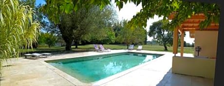 Chambres d hôtes de charme dans Mas La Souvine du 17ème, chambres climatisées