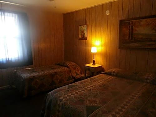 Sage and Sand Motel