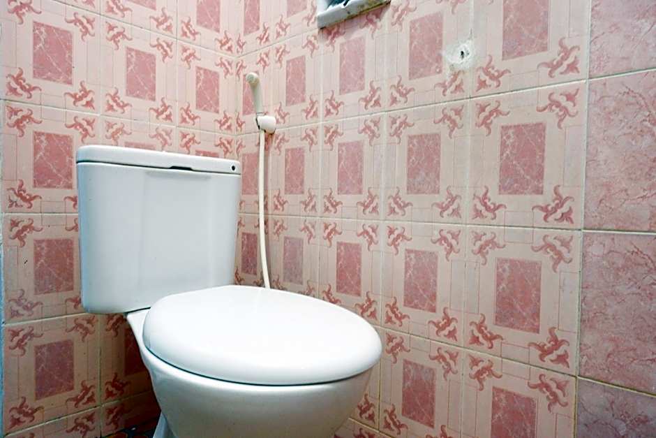 RedDoorz Plus Syariah near Stasiun Pekalongan 2