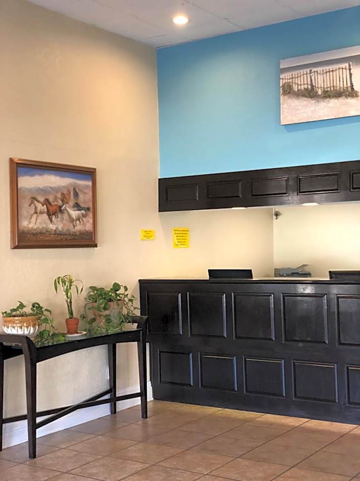 Super 8 by Wyndham Gulfport Near Biloxi