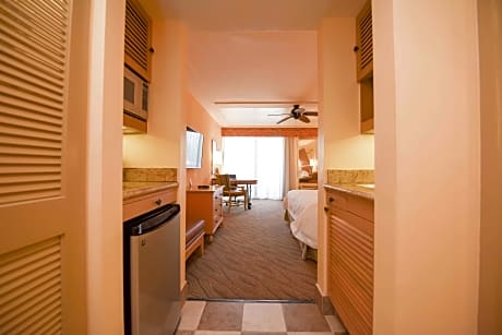King Room with Sofa Bed - Non-Smoking