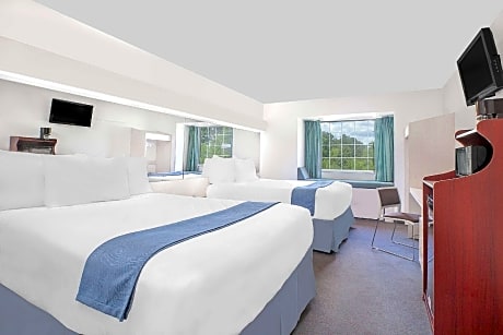2 Queen Beds Deluxe Room Non-Smoking