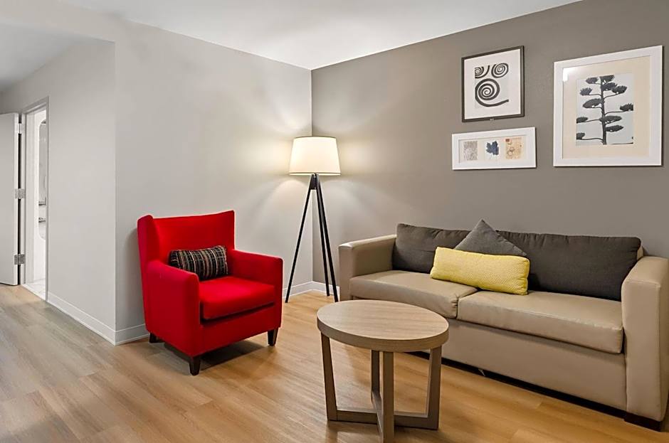 Country Inn & Suites by Radisson, Roanoke, VA