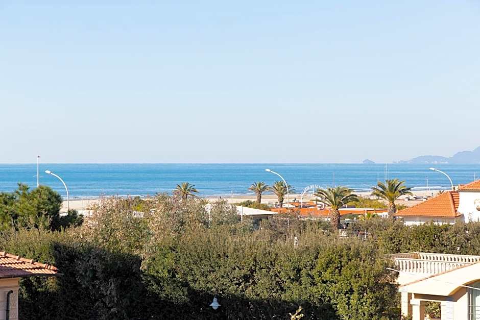 Riviera Residence