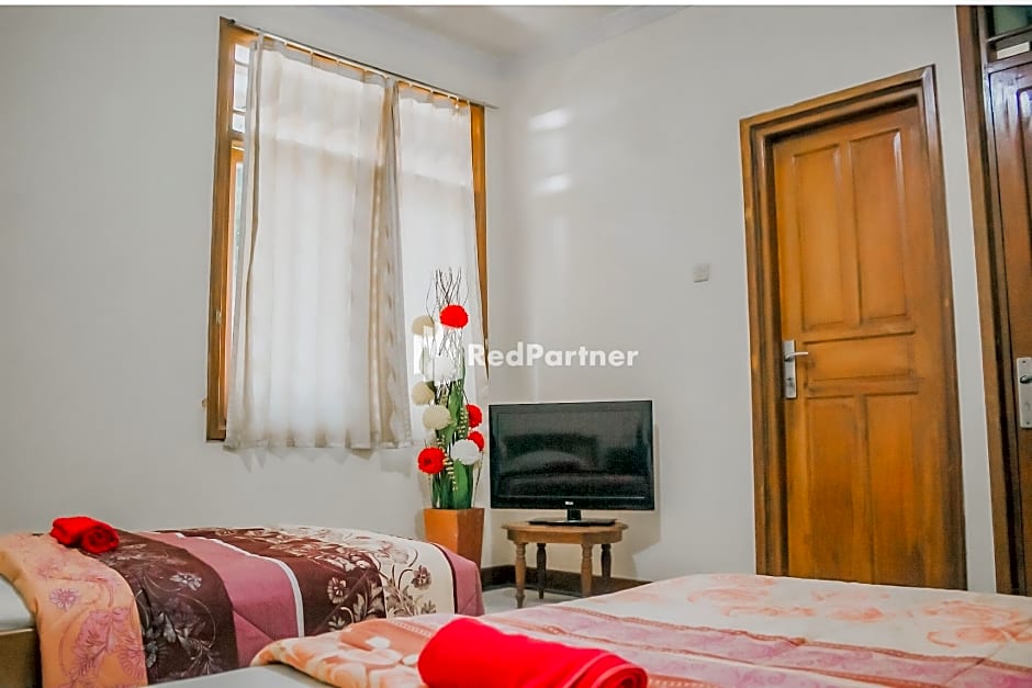 Villa Mawar Adinda Kuningan Syariah RedPartner