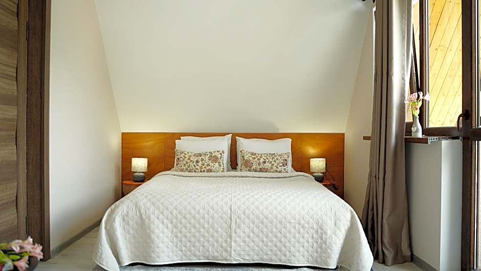 OISHE Boutique Hotel