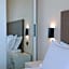 Hotel Soraya - Spiaggia Sawasdee with Beach, Restaurant & Parking