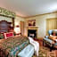 Inn by the Bandstand a Boutique Hotel