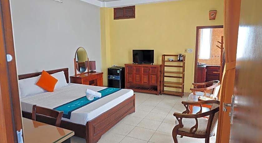 Sunny C Hotel