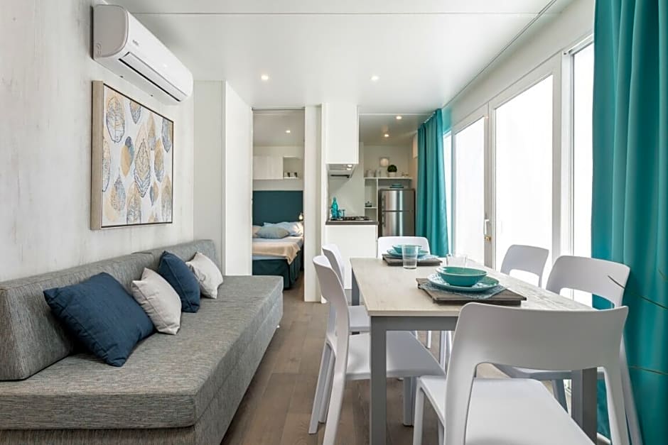 The Garda Village - Near Spiaggia Brema