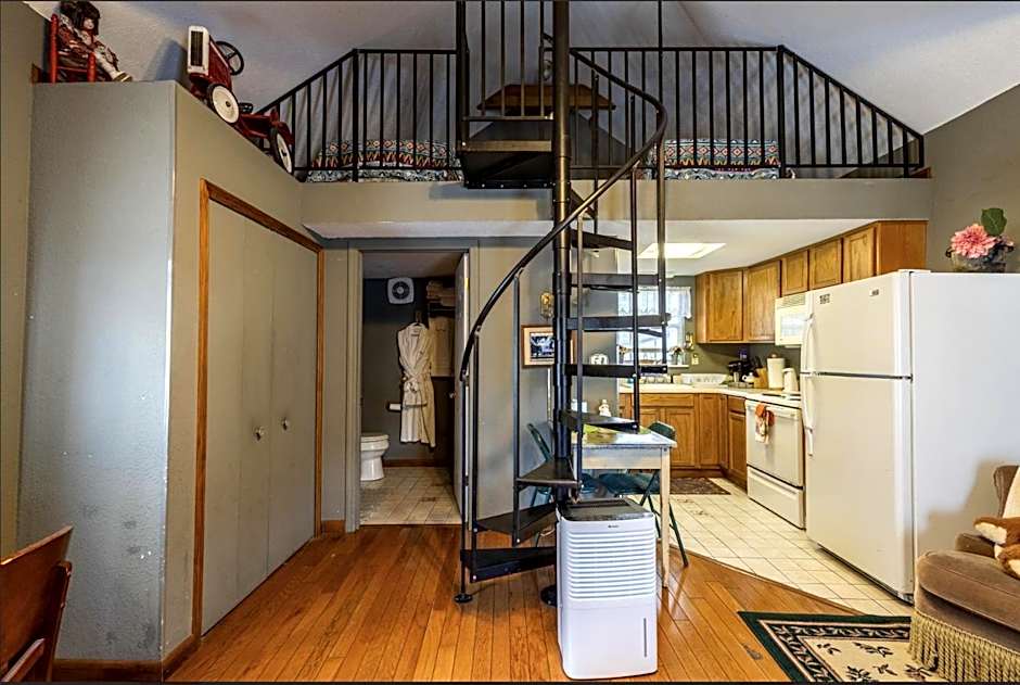 The Alling House