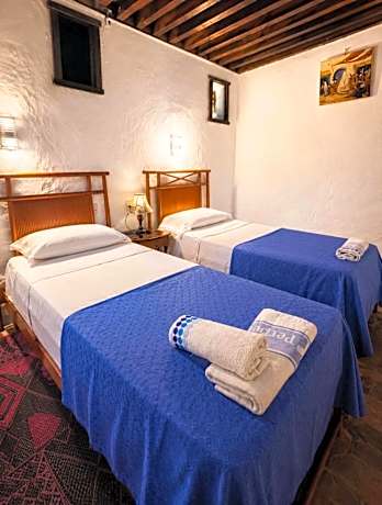 Twin Room with Shared Bathroom
