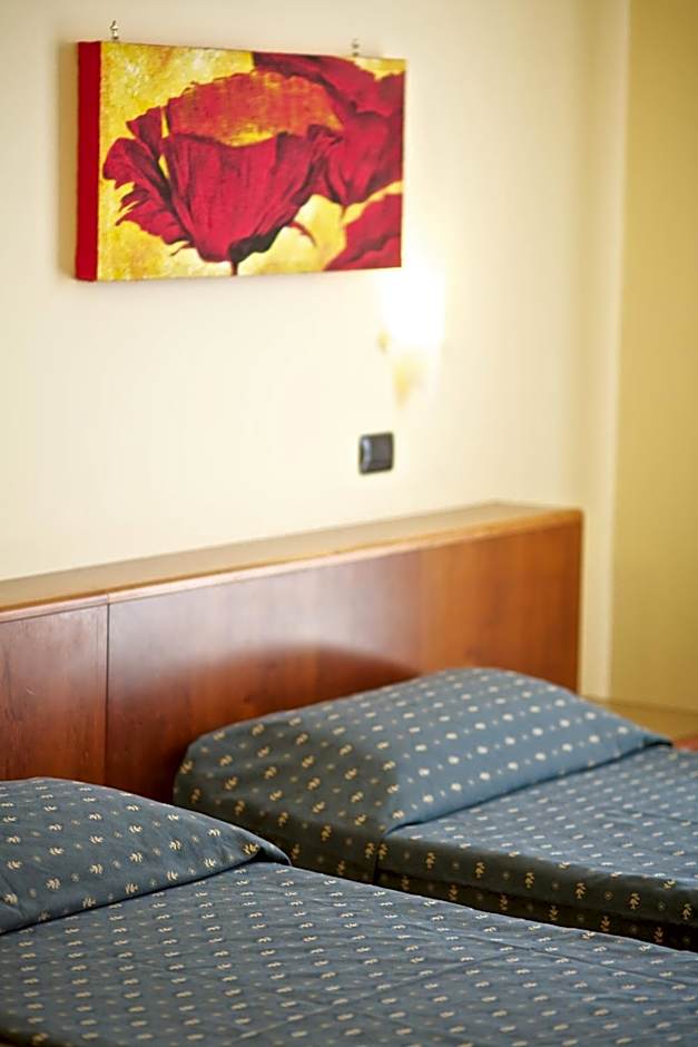 Lo Scacciapensieri Hotel & Restaurant