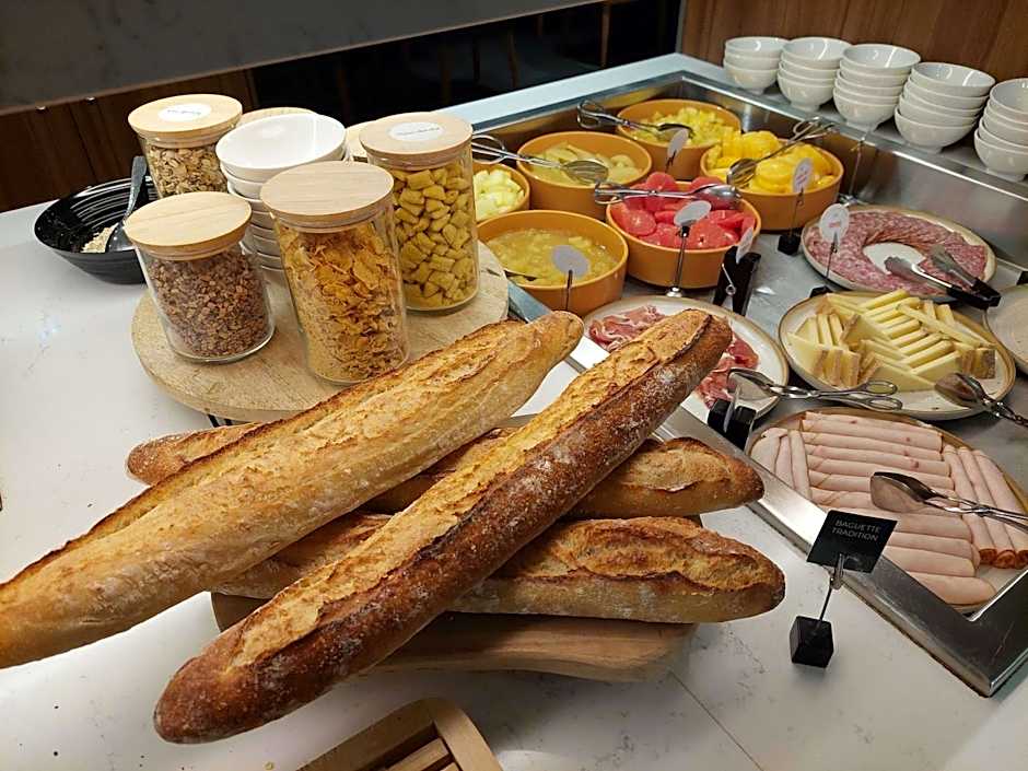 Mercure Caen Centre Port De Plaisance