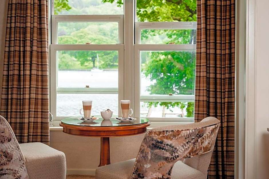 Lakeside Hotel and Spa