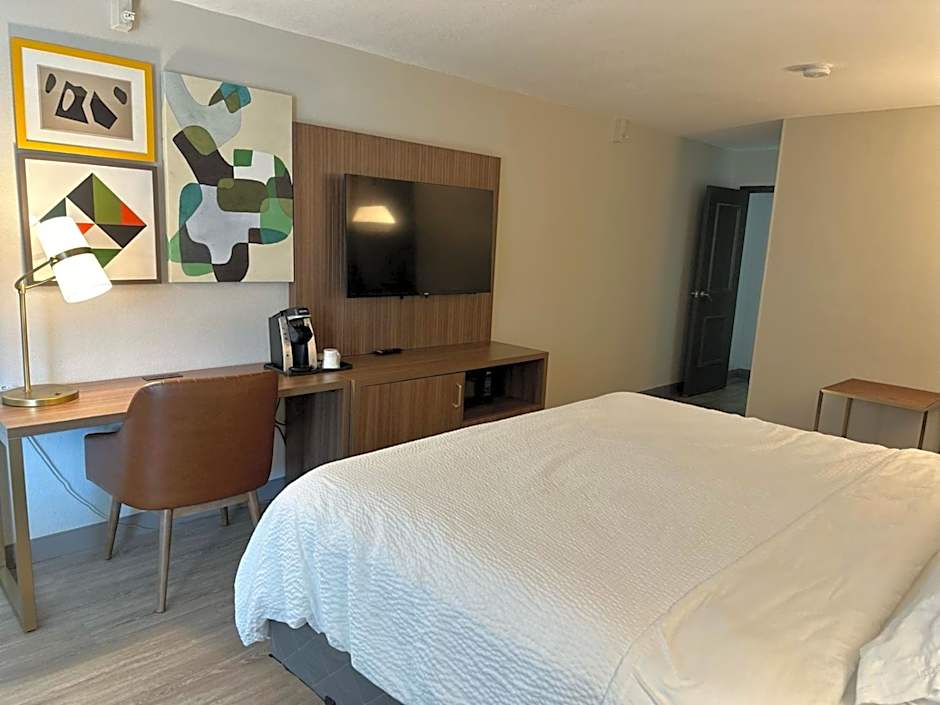 Holiday Inn Roanoke - Tanglewood Route 419 & I 581 By IHG
