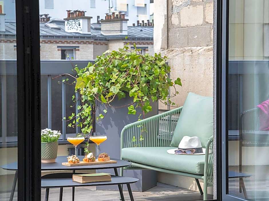 Mercure Paris Bercy Bibliotheque