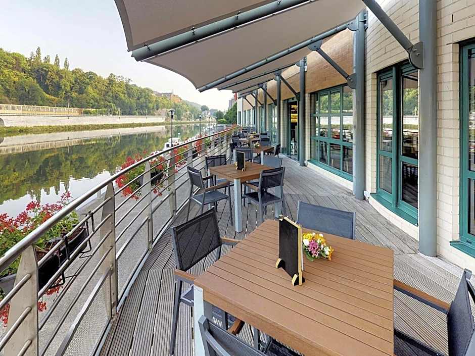 ibis Dinant