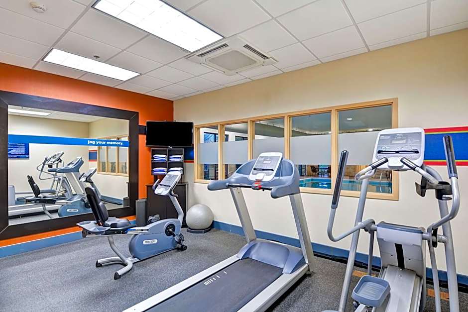 Hampton Inn By Hilton Hendersonville