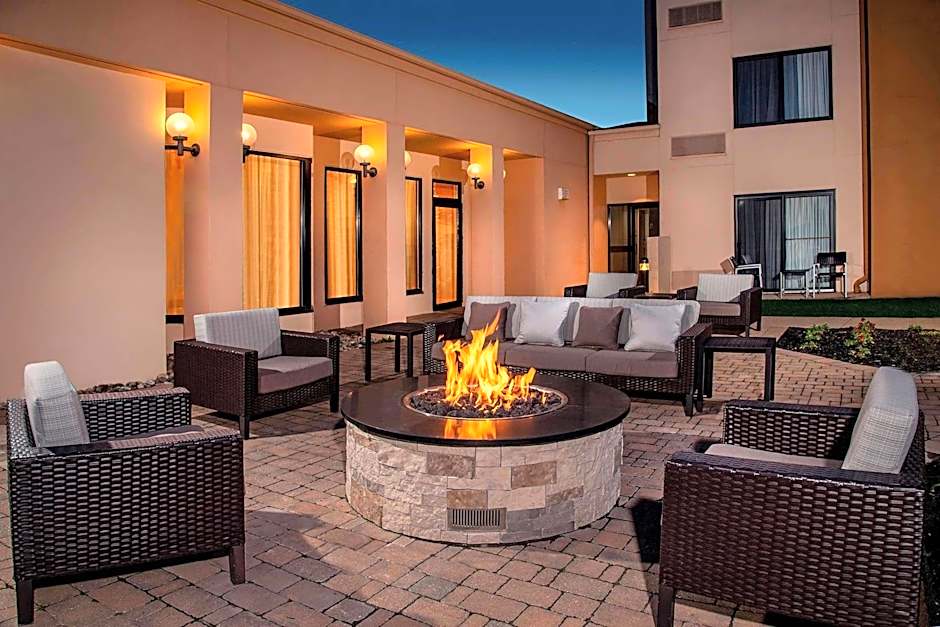 Sonesta Select Newark Christiana Mall