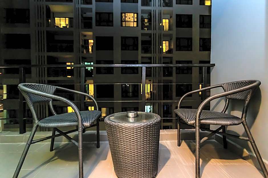 Honey Boutique Hotel