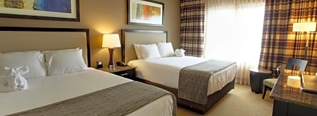 Superior 2 Queen Beds Smoking